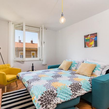 Quirky Apartment Arena With Parking พูลา ภายนอก รูปภาพ